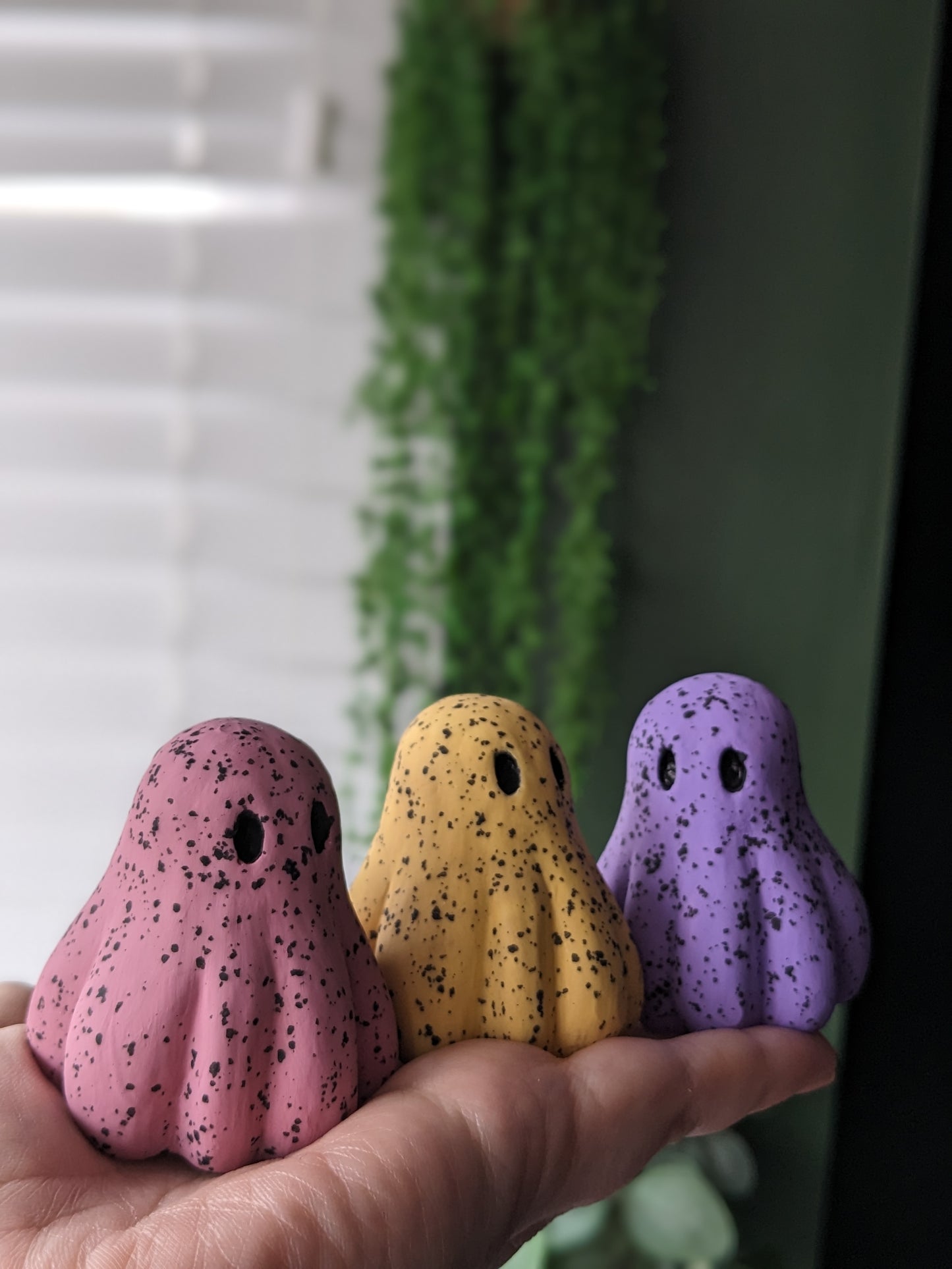 Mini eggs Easter ghosts