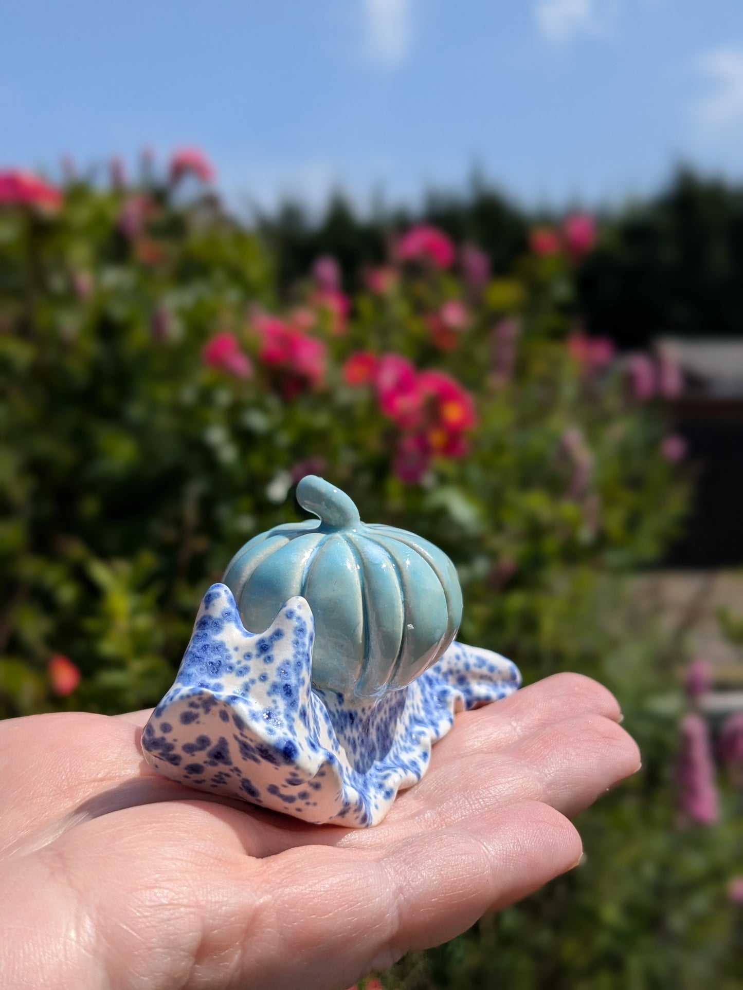 Ceramic pumpkin snail š Delft Bloom