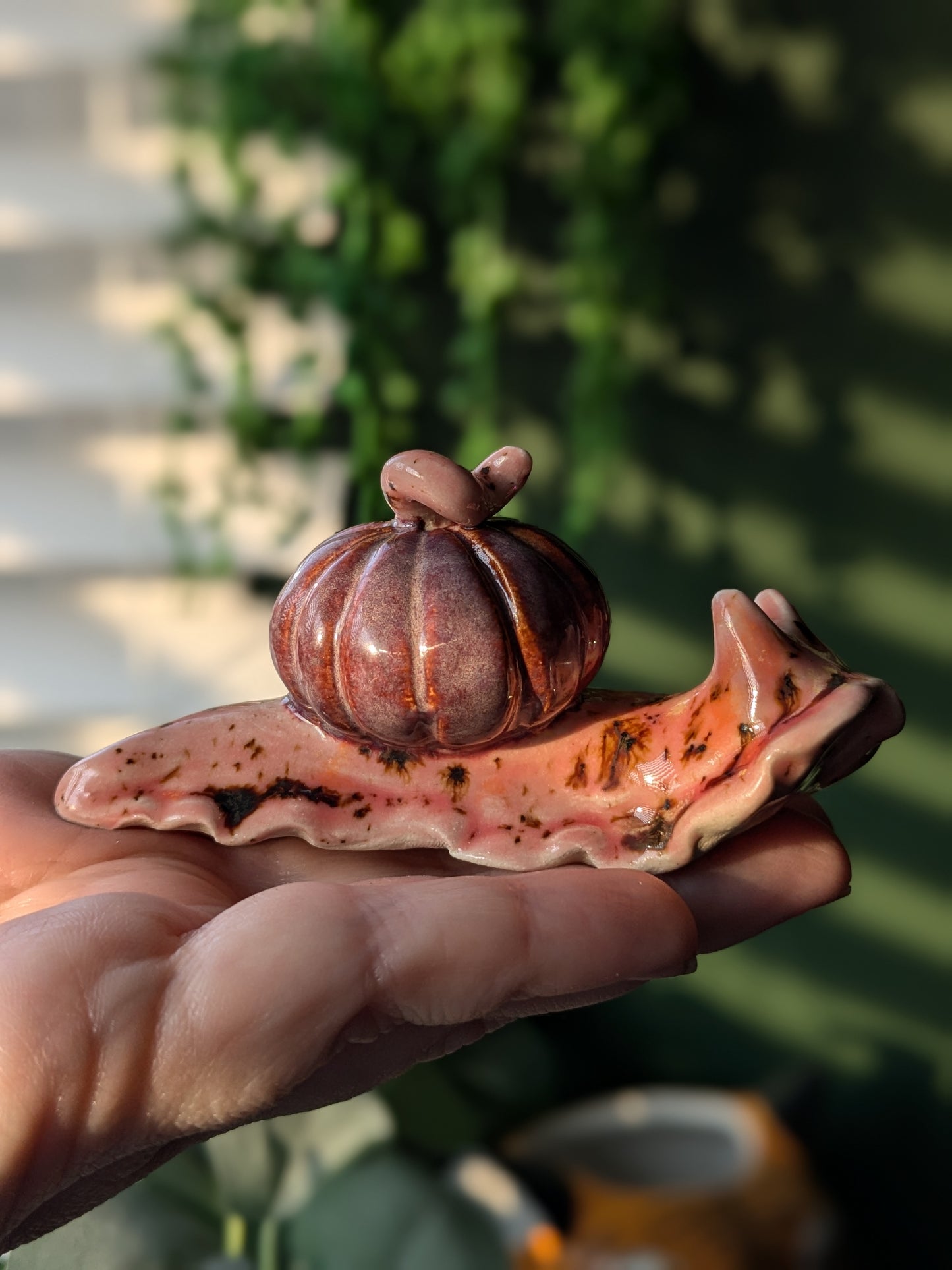 Ceramic pumpkin snail š Petal & Plum