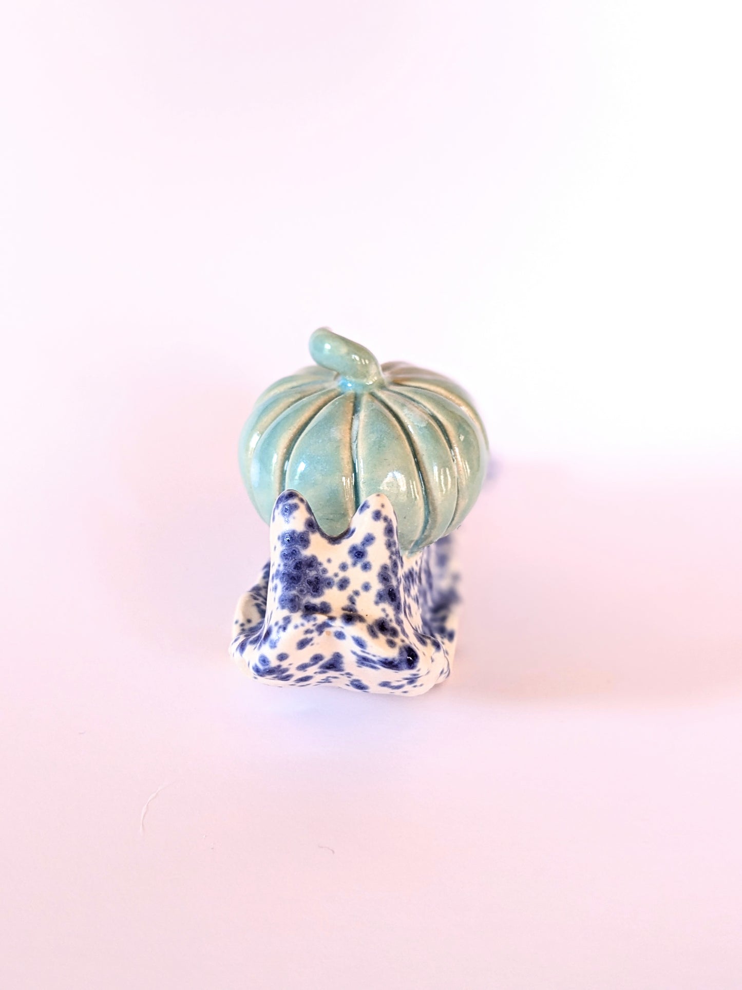 Ceramic pumpkin snail š Delft Bloom