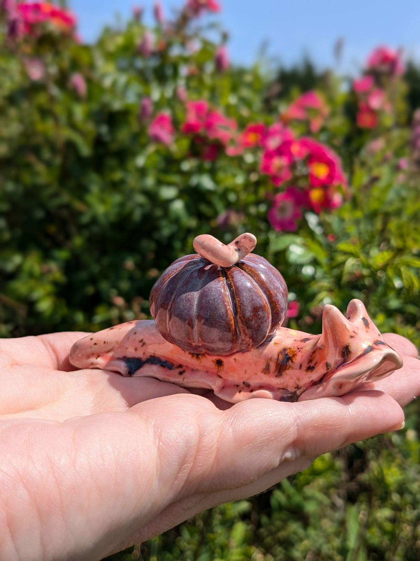 Ceramic pumpkin snail š Petal & Plum