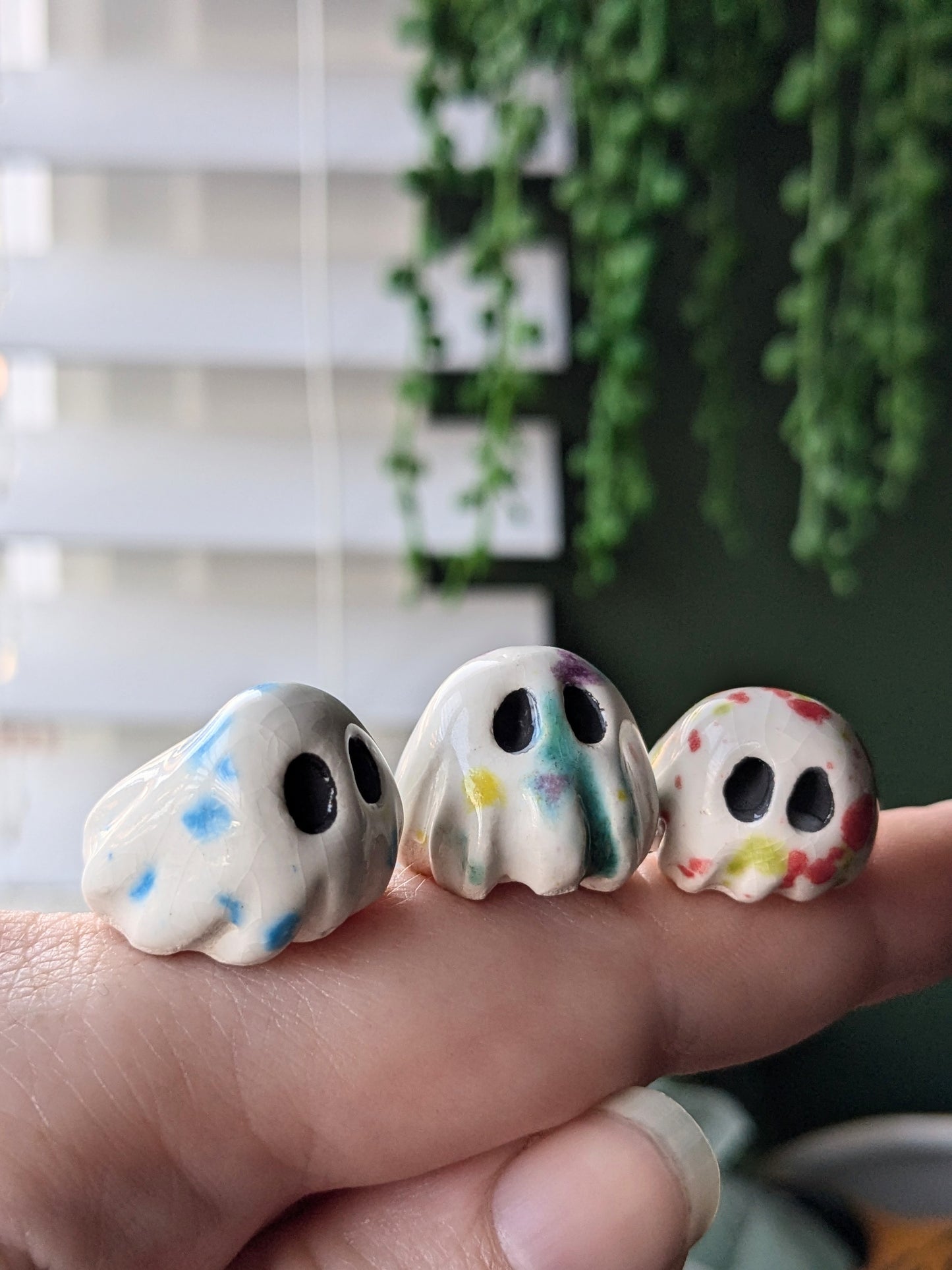 Speckled spectres mini-boos