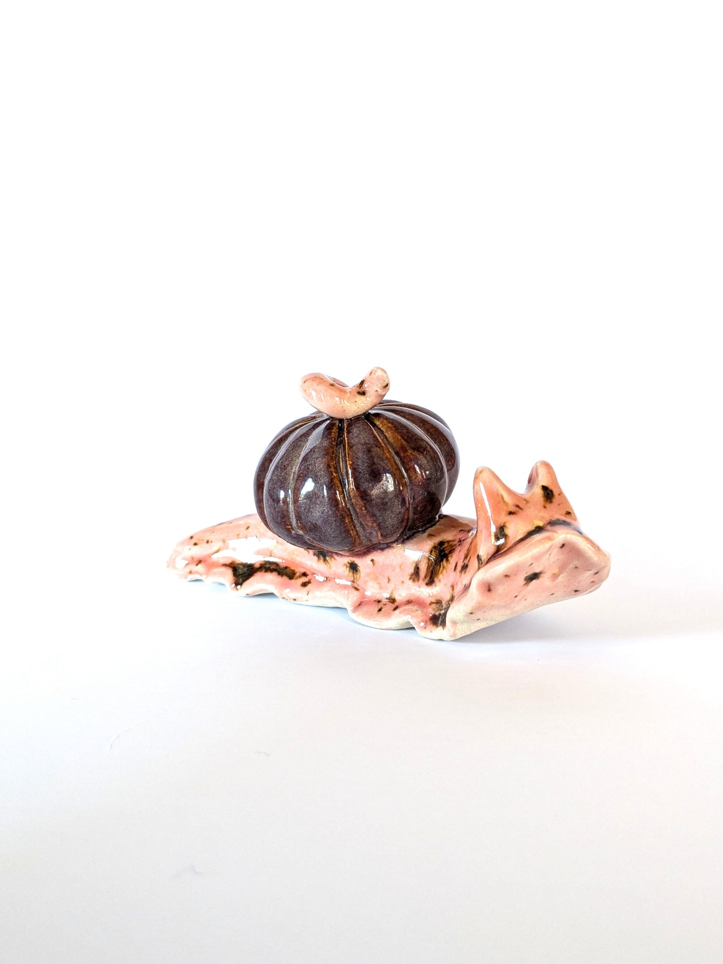 Ceramic pumpkin snail š Petal & Plum