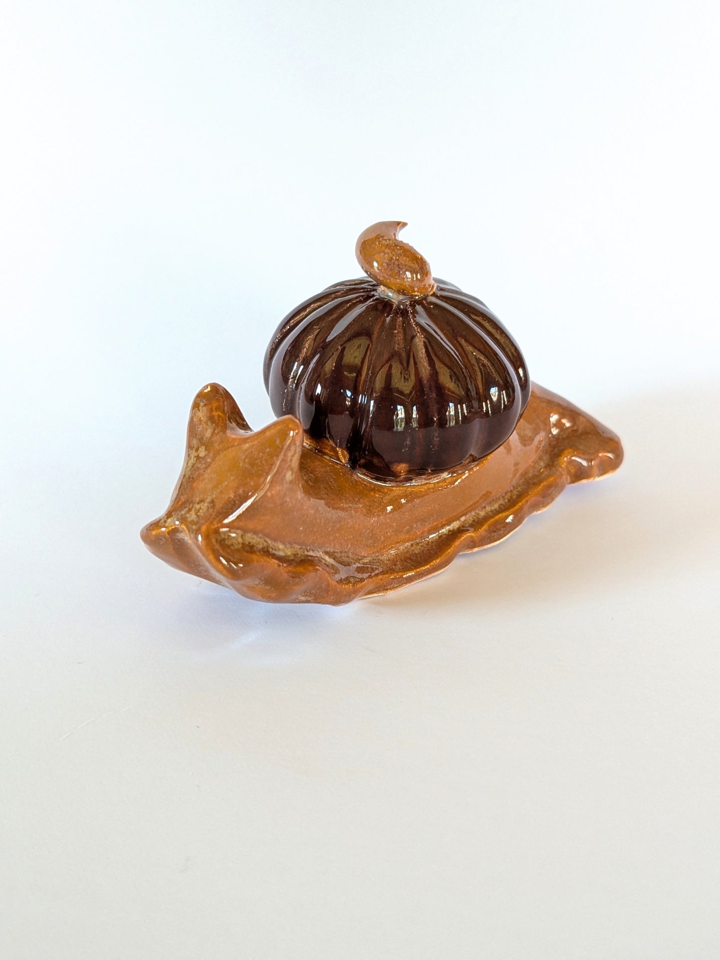 Ceramic pumpkin snail š Mulled Ember