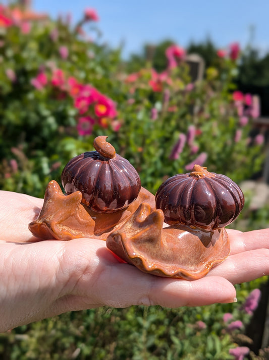 Ceramic pumpkin snail 🐌 Mulled Ember