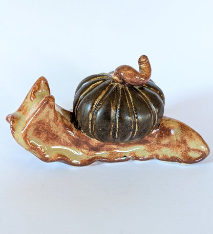 Ceramic pumpkin snail 🐌 Cinnamon Ore