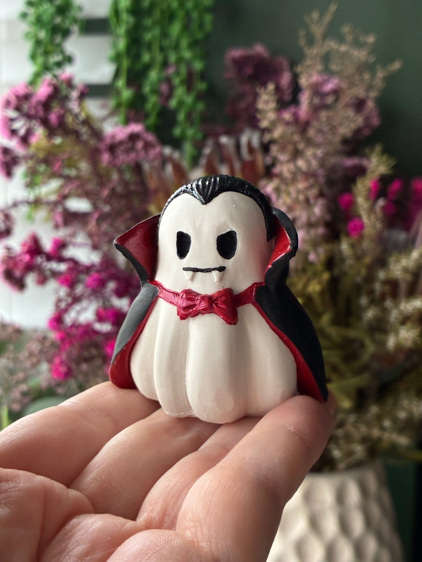 PREORDER - DRACULA