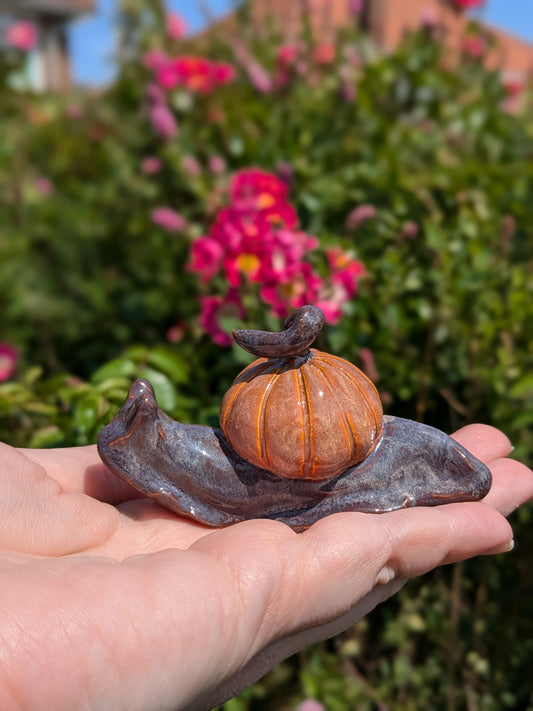 Ceramic pumpkin snail 🐌 Maple smoke