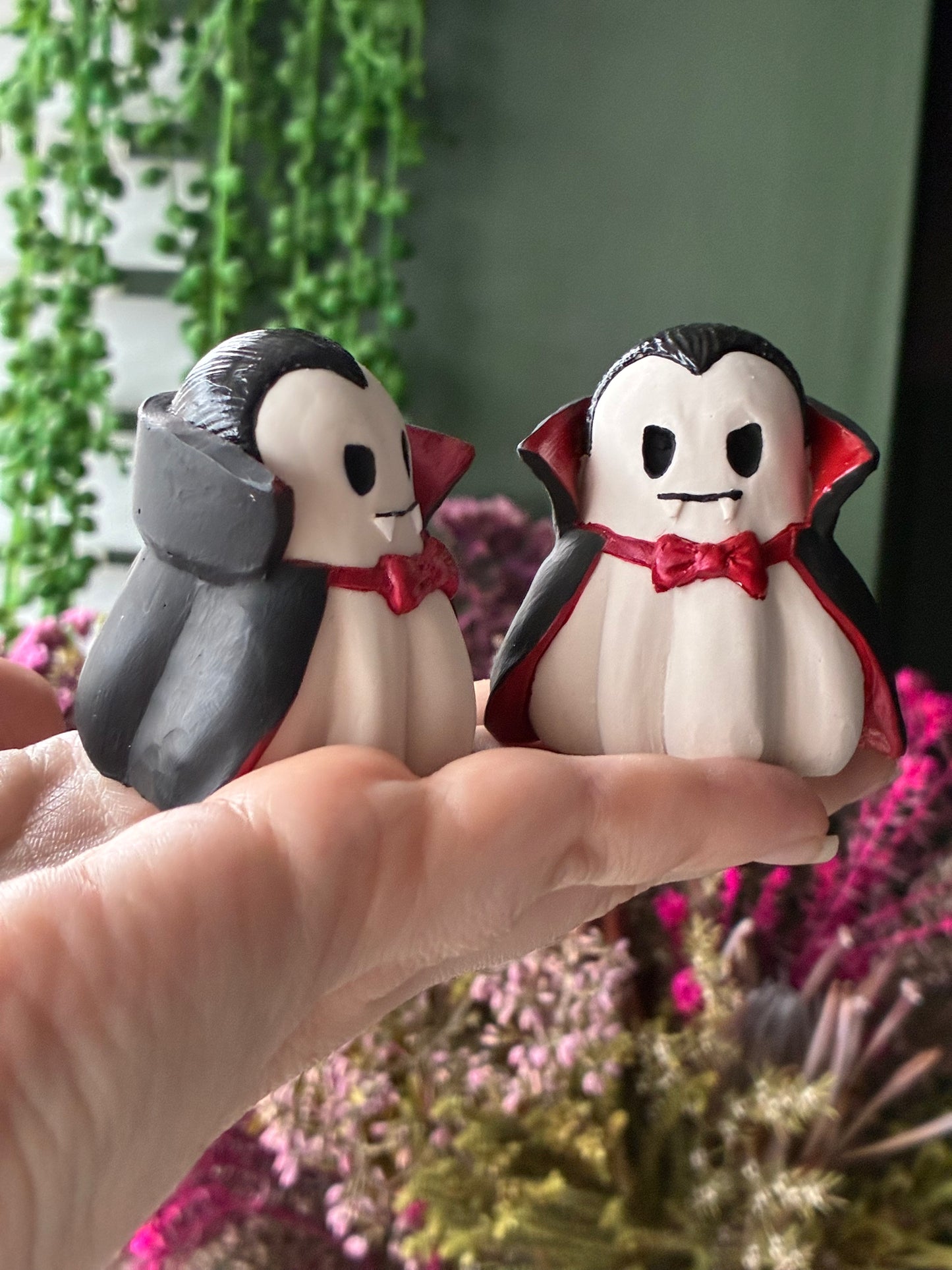 PREORDER - DRACULA
