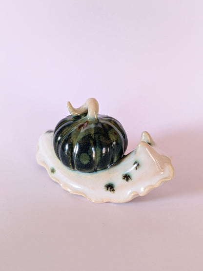 Ceramic pumpkin snail 🐌 Mossmilk